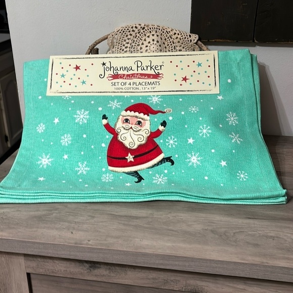 NWT JOHANNA PARKER SANTA FABRIC PLACEMATS WITH SNOWFLAKES - Picture 1 of 6